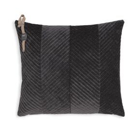 Knit Factory kussen Beau 't Maaseiker Woonhuys