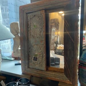Oude spiegeldeur 't Maaseiker Woonhuys