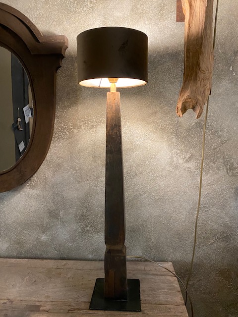 unieke landelijke lamp 't Maaseiker Woonhuys