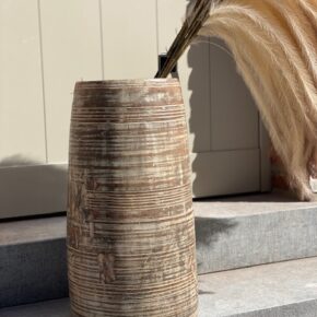 Landelijke houten unieke pot 't Maaseiker Woonhuys