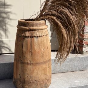 Landelijke houten unieke pot 't Maaseiker Woonhuys