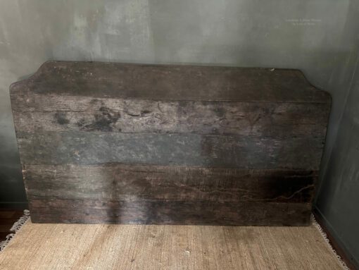 Aura Peeperkorn bedbord 't Maaseiker Woonhuys Aura Peeperkorn bedbord 't Maaseiker Woonhuys