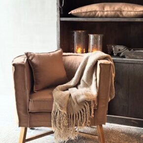 Aura Peeperkorn fauteuil Dirk kleur Chestnut 't Maaseiker Woonhuys