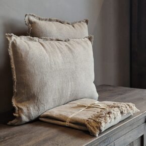 Luksa kussen beige 't Maaseiker Woonhuys
